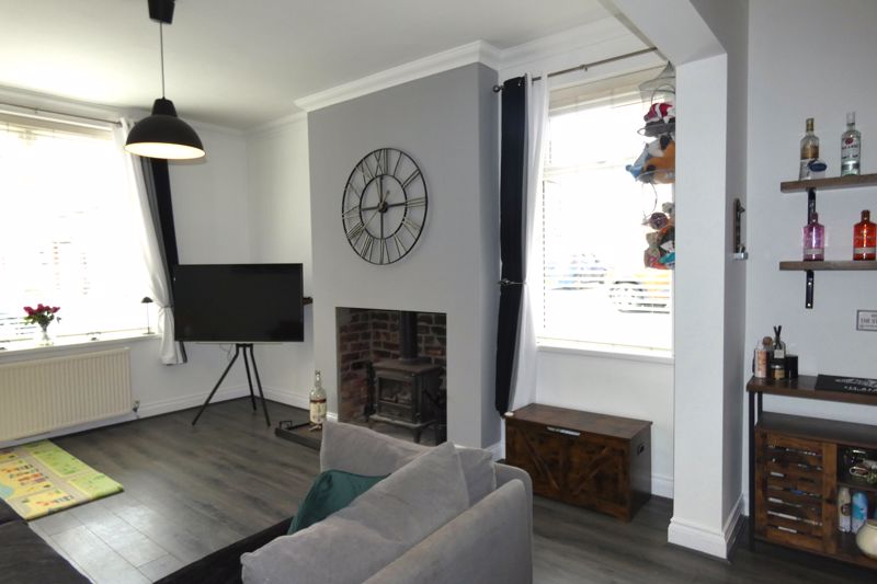 Lounge- click for photo gallery